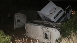 Antep'te trafik kazası: 3 kişi hayatını kaybetti