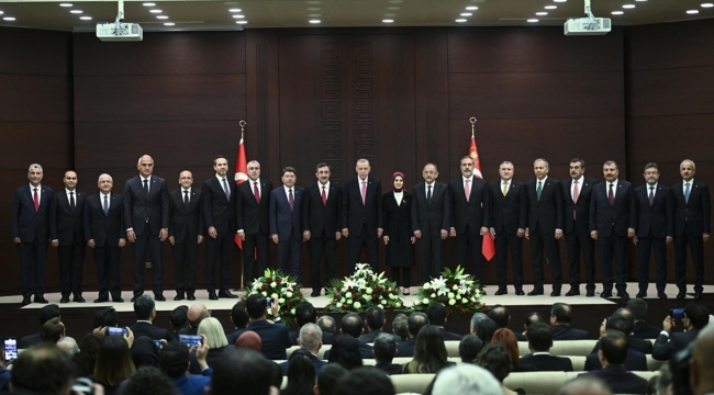 Erdoğan yeni kabineyi açıkladı
