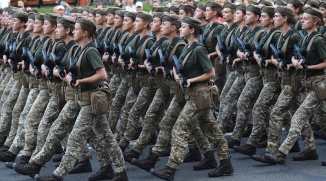 Ermenistan'da kadınlar gönüllü asker olabilecek
