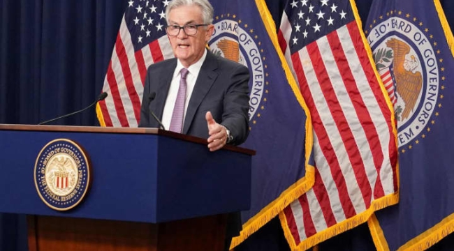 FED 15 ay sonra politika faizini sabit tuttu