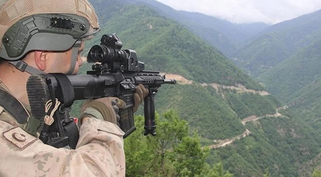 Hakkari'de 3 terörist etkisiz hale getirildi