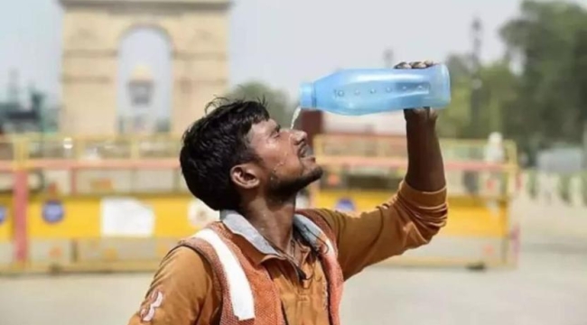 Hindistan'da sıcak hava dalgası: 98 can kaybı