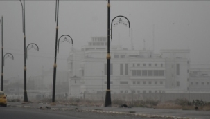 İran'da toz fırtınası: Üç günde 330 kişi etkilendi