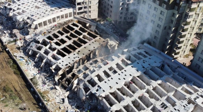 Rönesans Rezidans'ta kayıp 55 kişiden haber yok