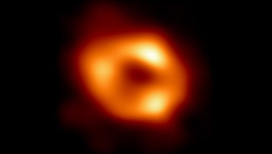 Sagittarius A*, 200 yıl önce 1 yıllığına uyanmış