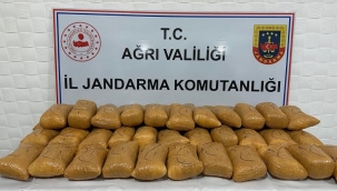 Ağrı'da 5 kaçak 58,5 kg uyuşturucuyla yakalandı
