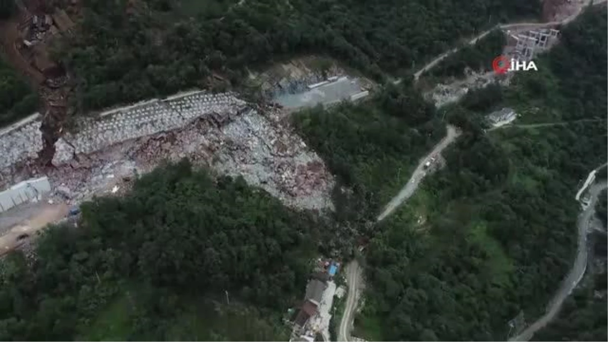 Çin'de toprak kayması: 1 ölü, 7 kayıp