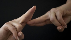 Güney Afrika işaret dilini resmi dil kabul etti