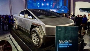 İlk Tesla Cybertruck üretim bandından indi