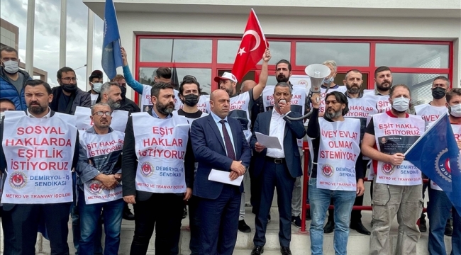 İzmir'de metro ve tramvay çalışanları greve gitti