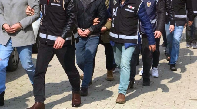 İzmir'de uyuşturucu operasyonu: 30 tutuklama 