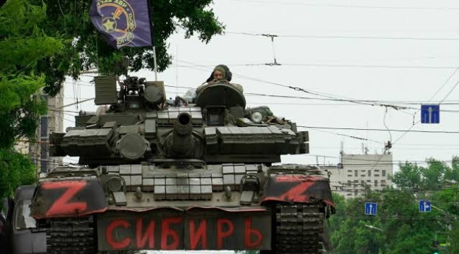 Lukaşenko: "Wagner eğitmenlerine kapımız açık"