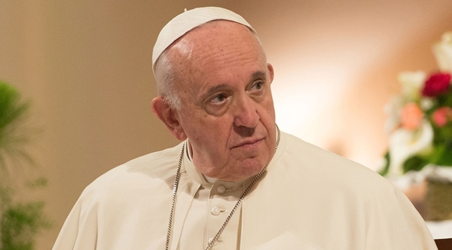 Papa Francesco'dan Kuran yakma eylemine tepki 
