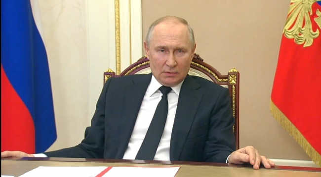 Putin: "Polonya'nın batısını Stalin hediye etti"