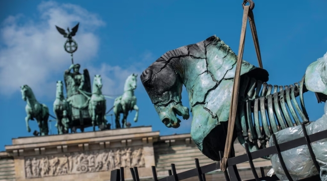 AfD güçleniyor, İsrailliler Alman vatandaşı oluyor