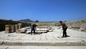 Aydın'daki Zeus Tapınağı'nda sunak bulundu