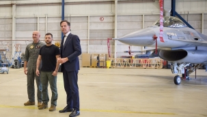 Hollanda, Ukrayna'ya 42 adet F-16 verecek
