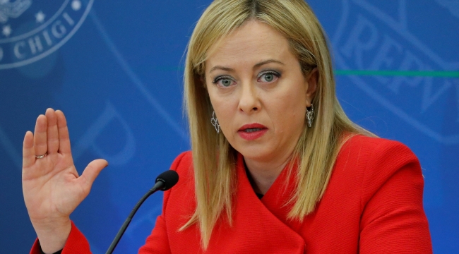 Meloni 165 bin haneye sosyal yardımı kesti