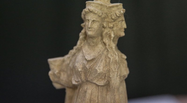 Mersin'de 3 başlı tanrıça figürü bulundu