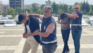 Telefon dolandırıcılığı yapan 3 kaçak Arap yakalandı 