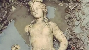 Bartın'da 1800 yıllık su perisi heykeli bulundu