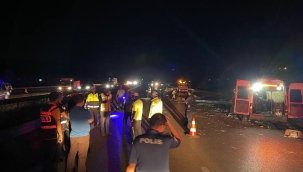 Bursa'da dinamit yüklü kamyon devrildi