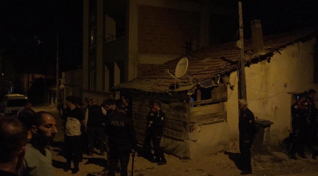 Bursa'da kaçak Suriyeli, Türk genci bıçakladı