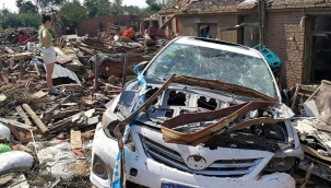 Çin'de çıkan hortumda 5 kişi hayatını kaybetti