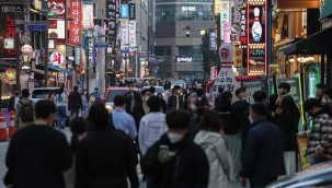 G. Kore'de kendi kızını takip eden anneye hapis