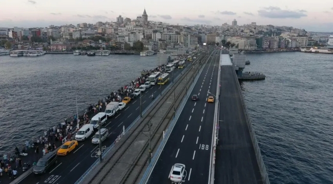 Galata Köprüsü'nün bakım çalışması tamamlandı