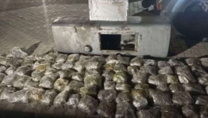 İzmir'de 57 kg sentetik uyuşturucu ele geçirildi