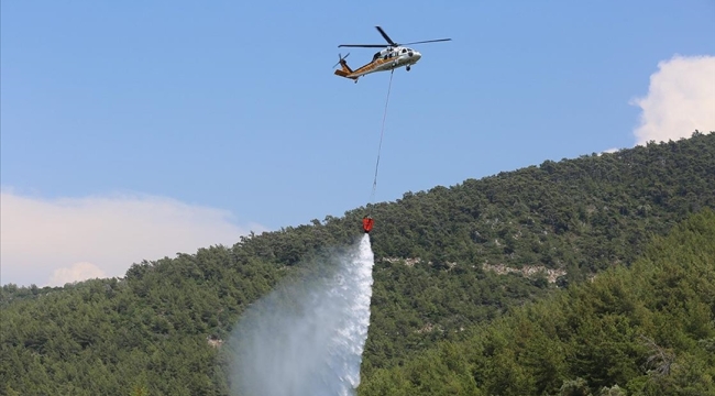 İzmir'de yangın söndürme helikopteri baraja düştü