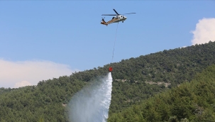 İzmir'de yangın söndürme helikopteri baraja düştü