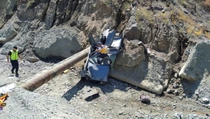 Malatya'da dere yatağına düşen araçta 4 can kaybı