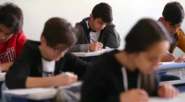 MEB: "Türkçe'si 70'in altında olan sınıfta kalacak"