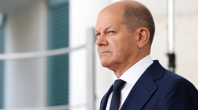 Olaf Scholz: "Nükleer enerjinin sonu geldi"