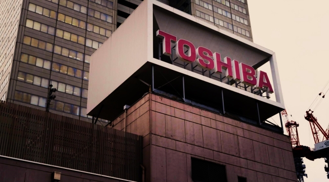 Toshiba, 74 yıllık borsa sürecine son veriyor