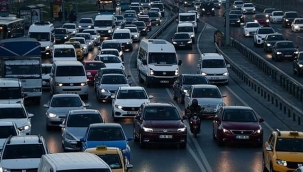 Türkiye'de 8. ayda trafiğe 235 bin araç kaydedildi
