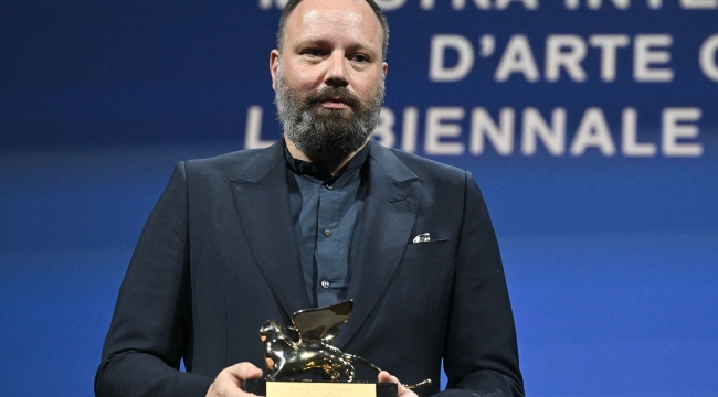 Venedik'te Altın Aslan Ödülü "Poor Things"in