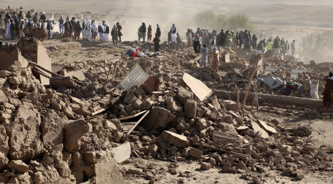 Afganistan'da deprem: Can kaybı 2.445'e yükseldi