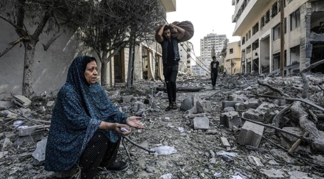 Gazze'de hava saldırılarında 11 BM personeli öldü 