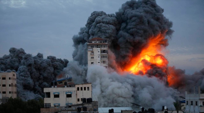 İsrail: ''Gazze'ye tam taarruza geçiyoruz''