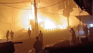 İsrail, Nuseyrat Mülteci Kampı'nı bombaladı
