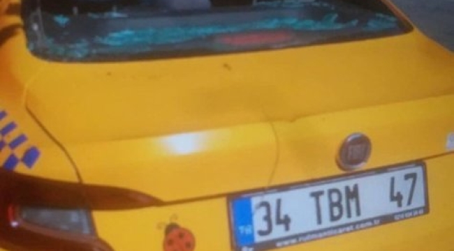 İstanbul'da taksici yolcuya demir sopayla saldırdı