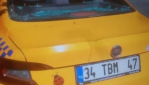 İstanbul'da taksici yolcuya demir sopayla saldırdı