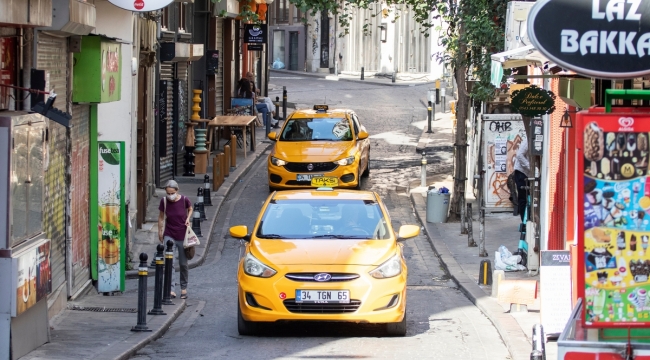 Taksiciler son gaz müşteri seçmeye devam ediyor