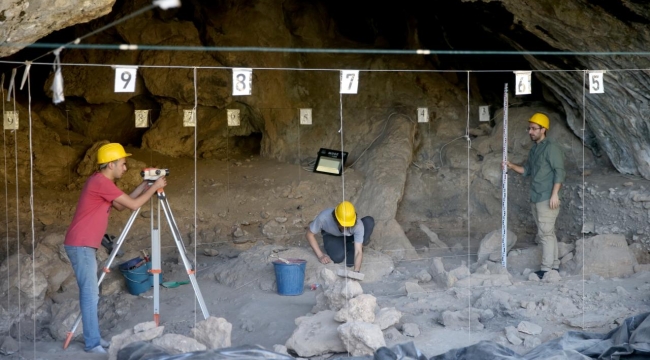 Kahramanmaraş'ta 12 bin yıllık mezar bulundu