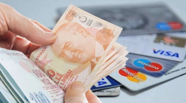 Kredi kartı gecikme faizi %3,71'e çıktı