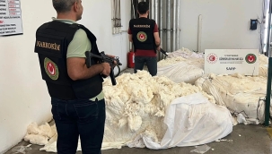 Pamuğa emdirilmiş 1 ton uyuşturucu yakalandı