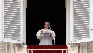 Papa Franciscus'tan Orta Doğu'da ateşkes çağrısı